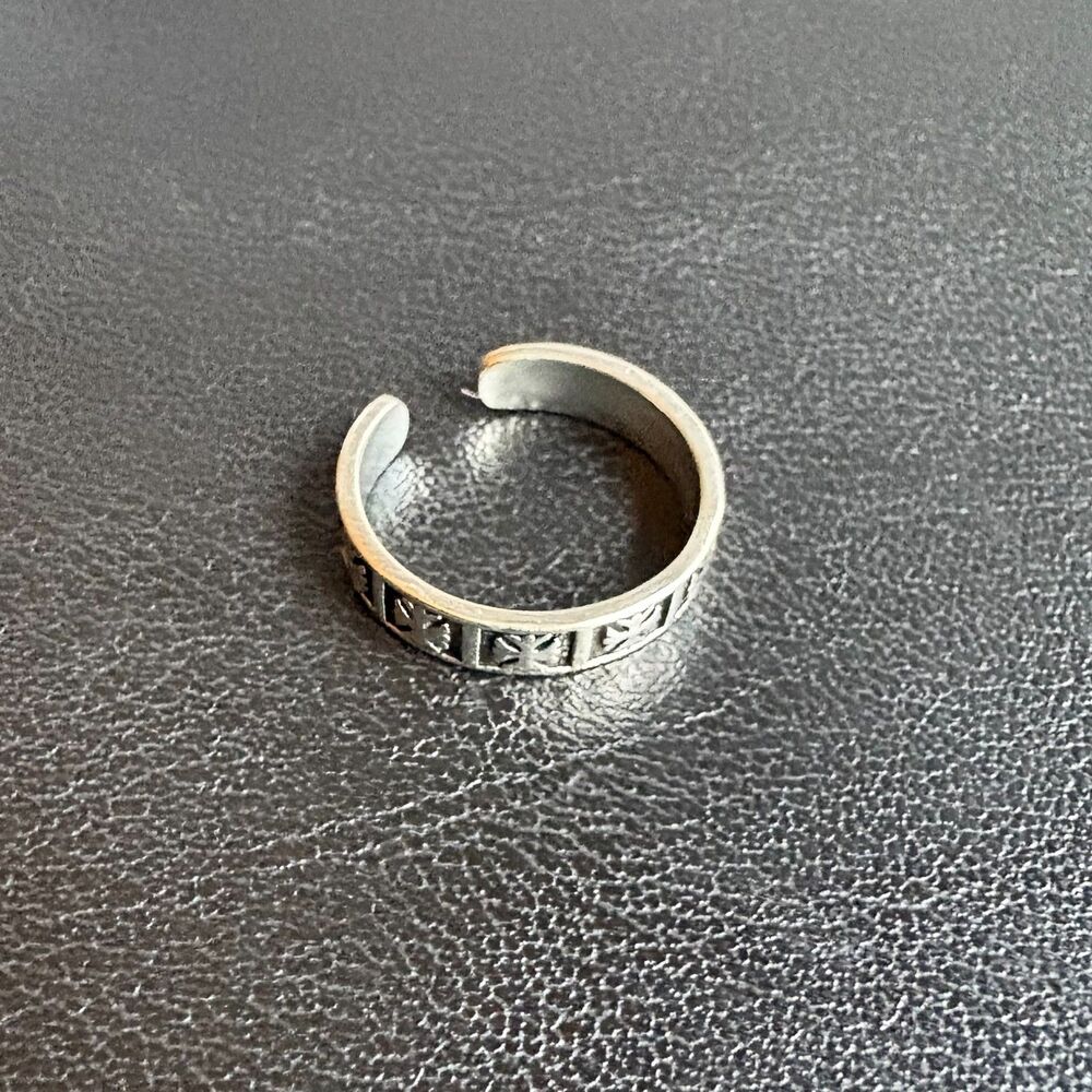 Vintage Geometric Engraved Ring Silver Tone Brass Adjustable Size 5 Y2K Unisex
